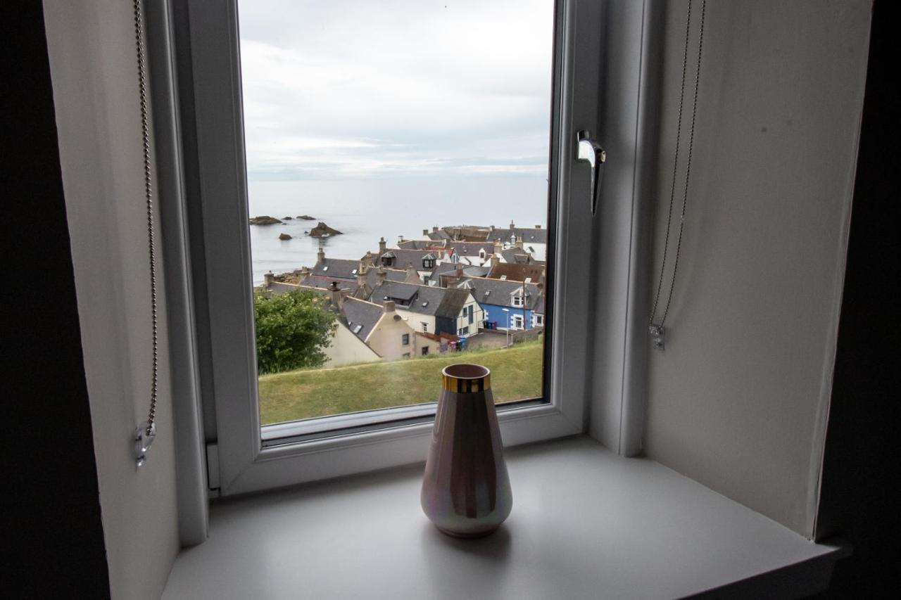 Stunning views, 3-Bed Cottage in Findochty, Moray Exteriör bild